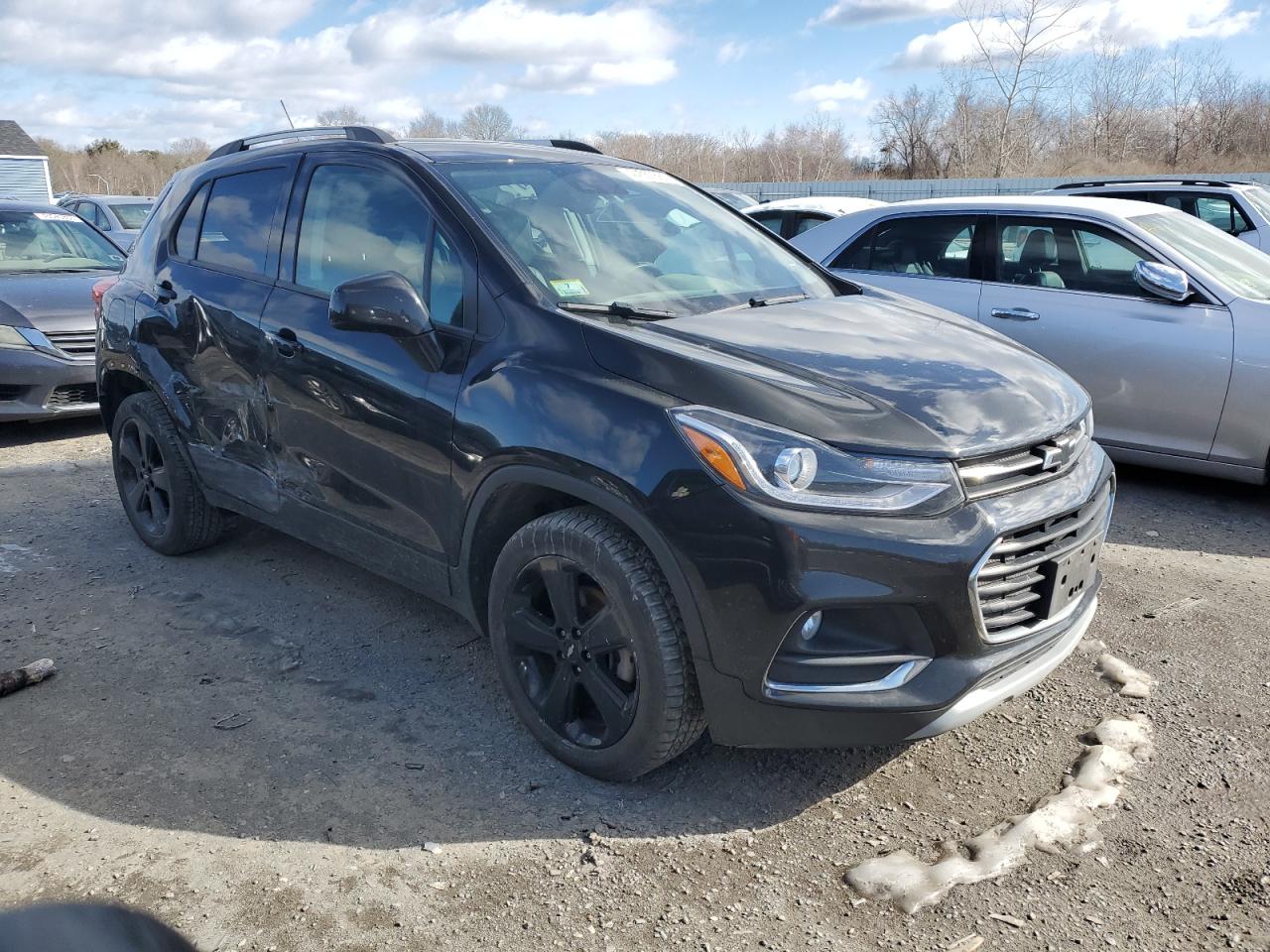 2019 Chevrolet Trax - Image 4