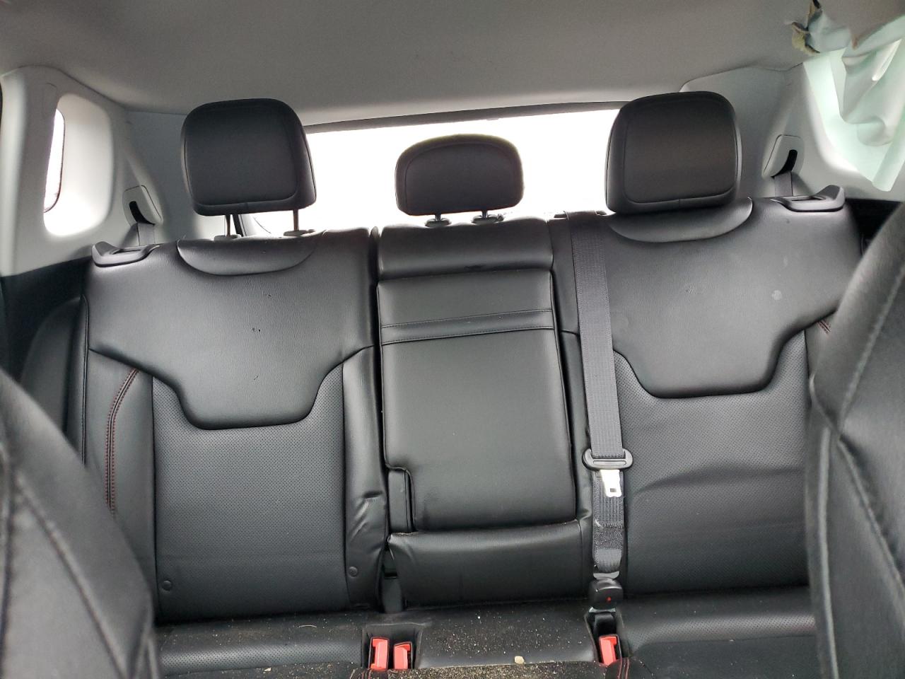 2018 Jeep Compass - Image 10