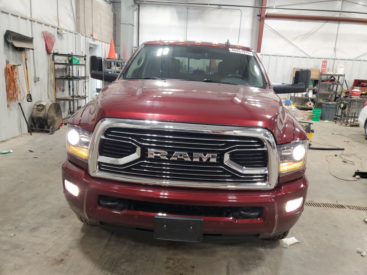 2018 RAM 3500 - Image 5