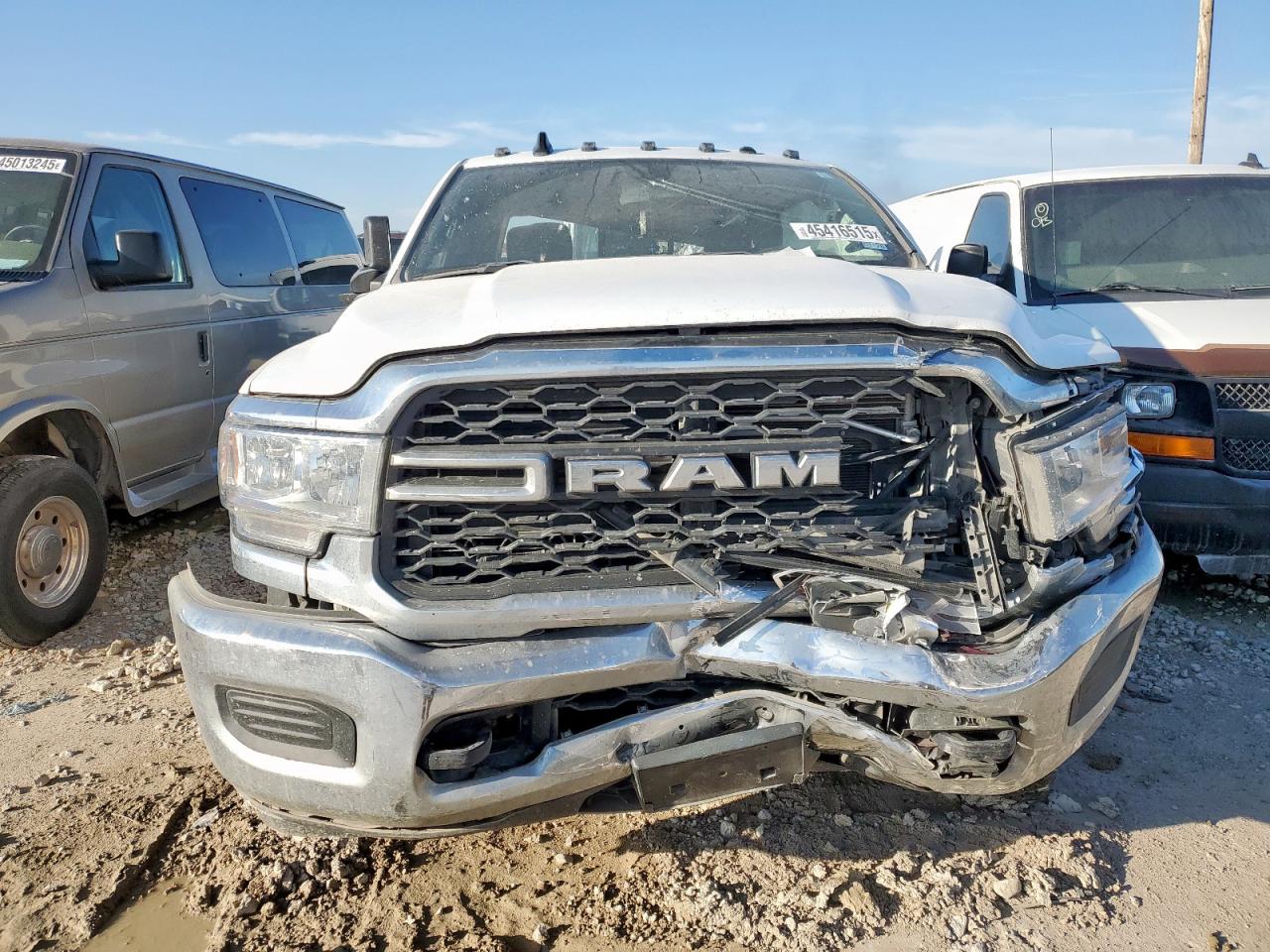 2021 RAM 3500 - Image 5