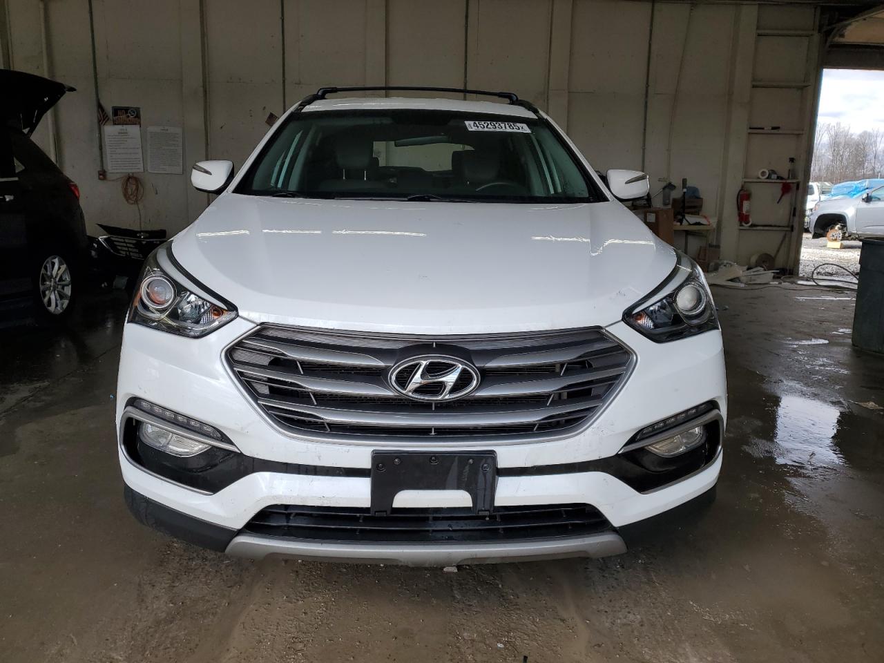 2017 Hyundai Santa Fe - Image 5