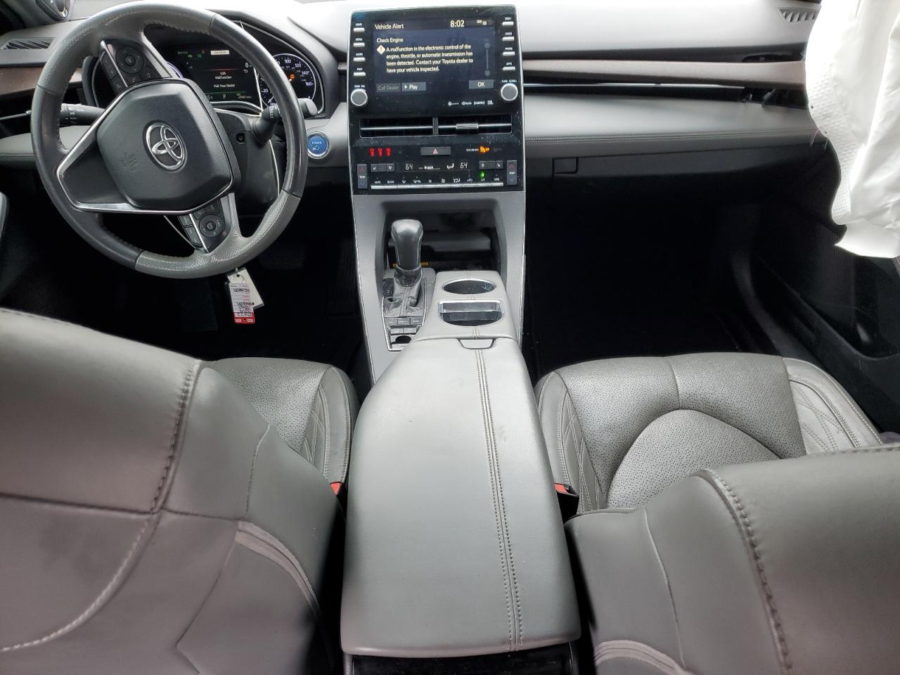 2019 Toyota Avalon - Image 8
