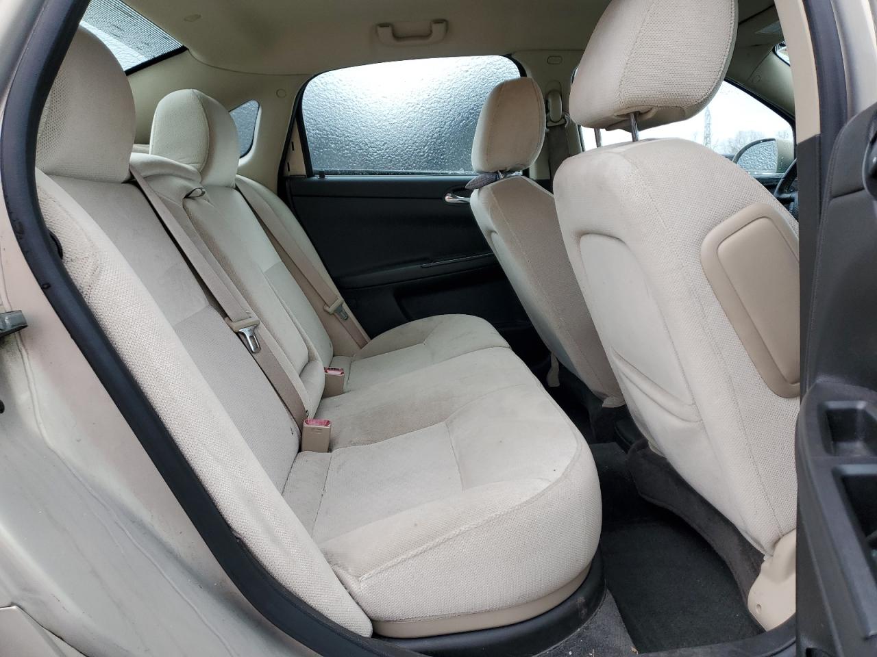 2012 Chevrolet Impala - Image 10