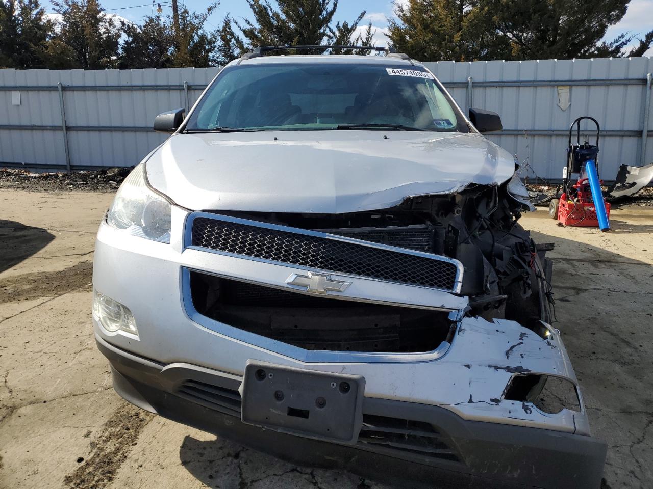 2012 Chevrolet Traverse - Image 5