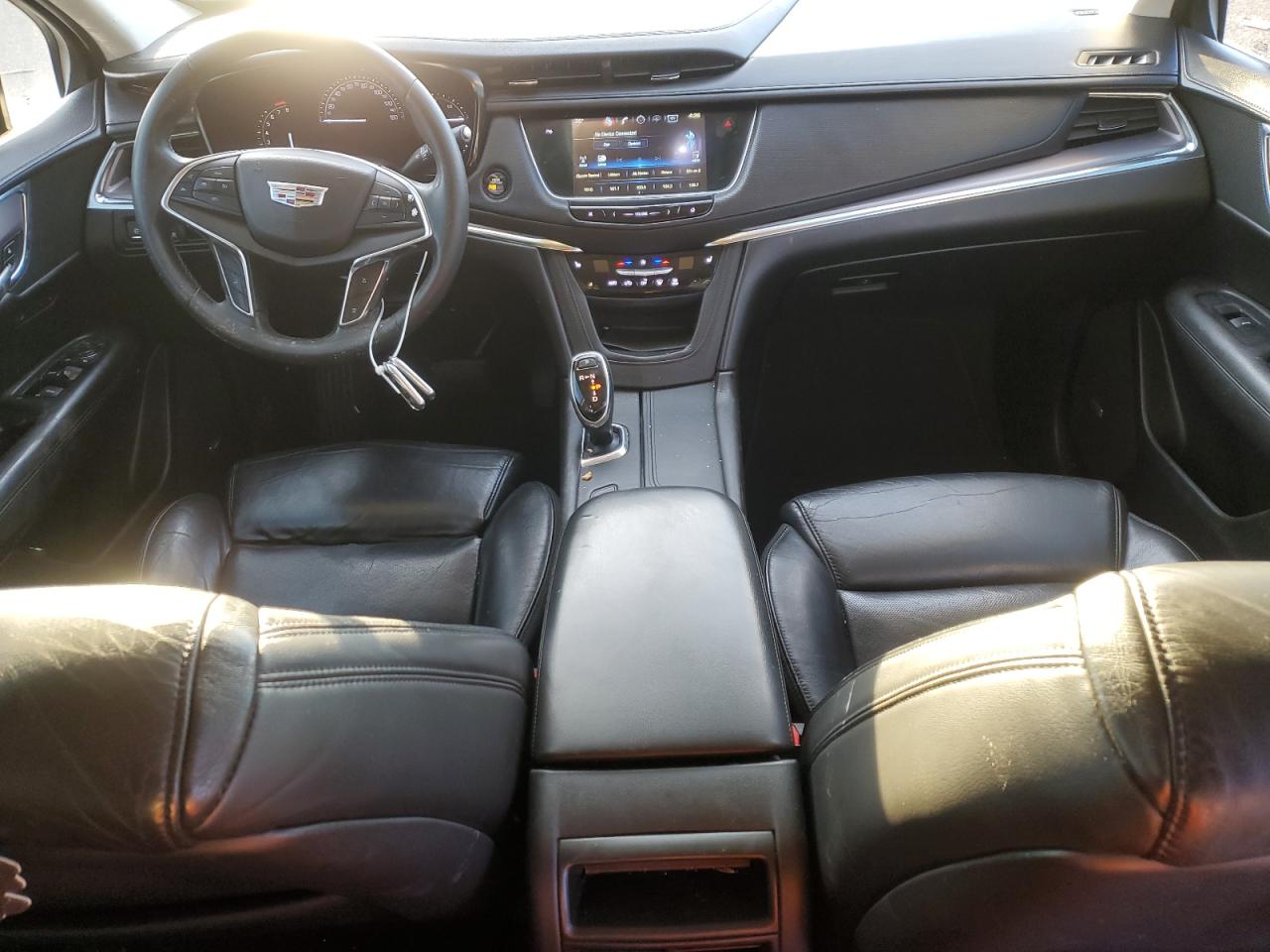 2017 Cadillac XT5 - Image 8