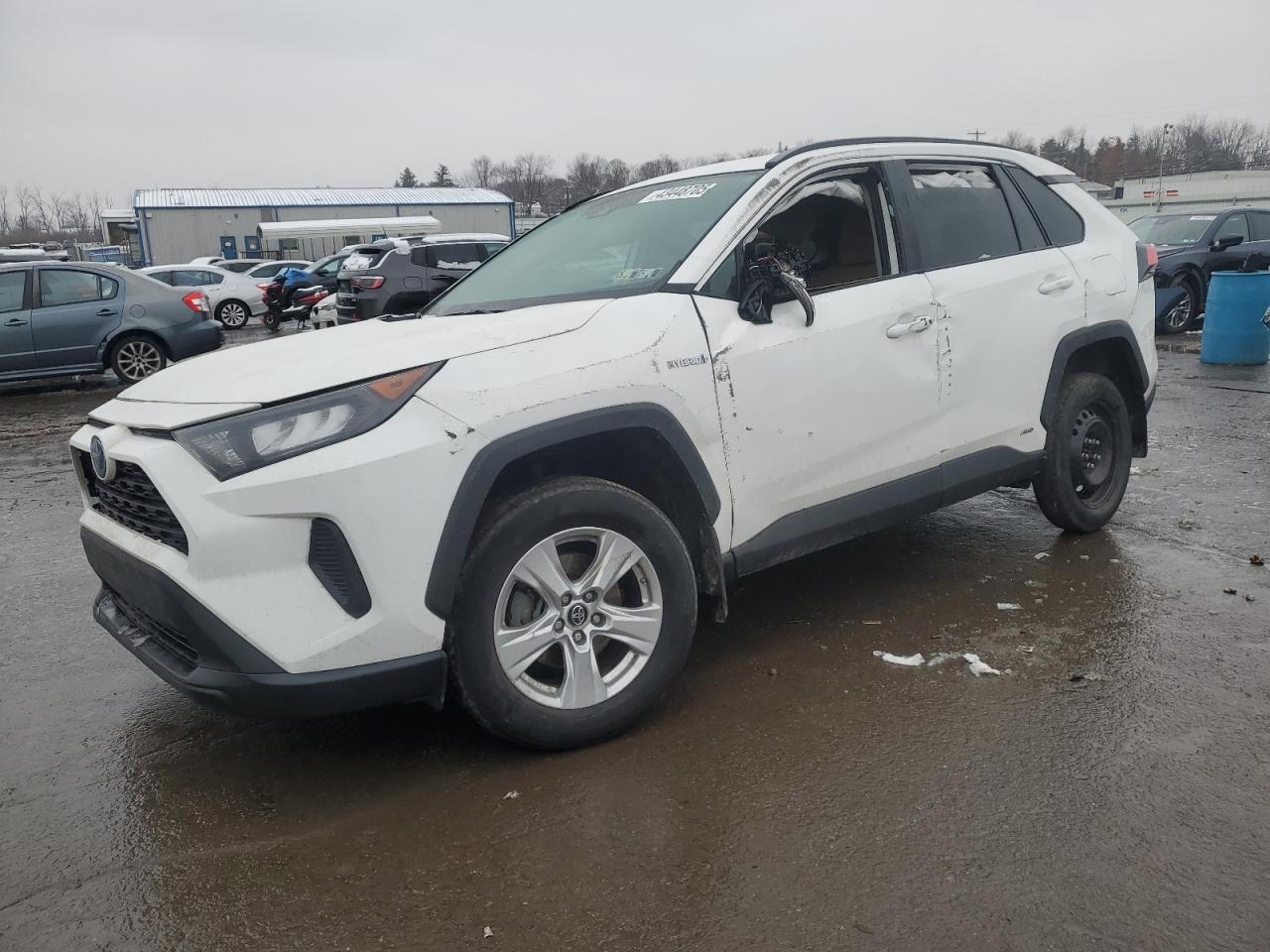 2020 Toyota RAV 4 - Image 1