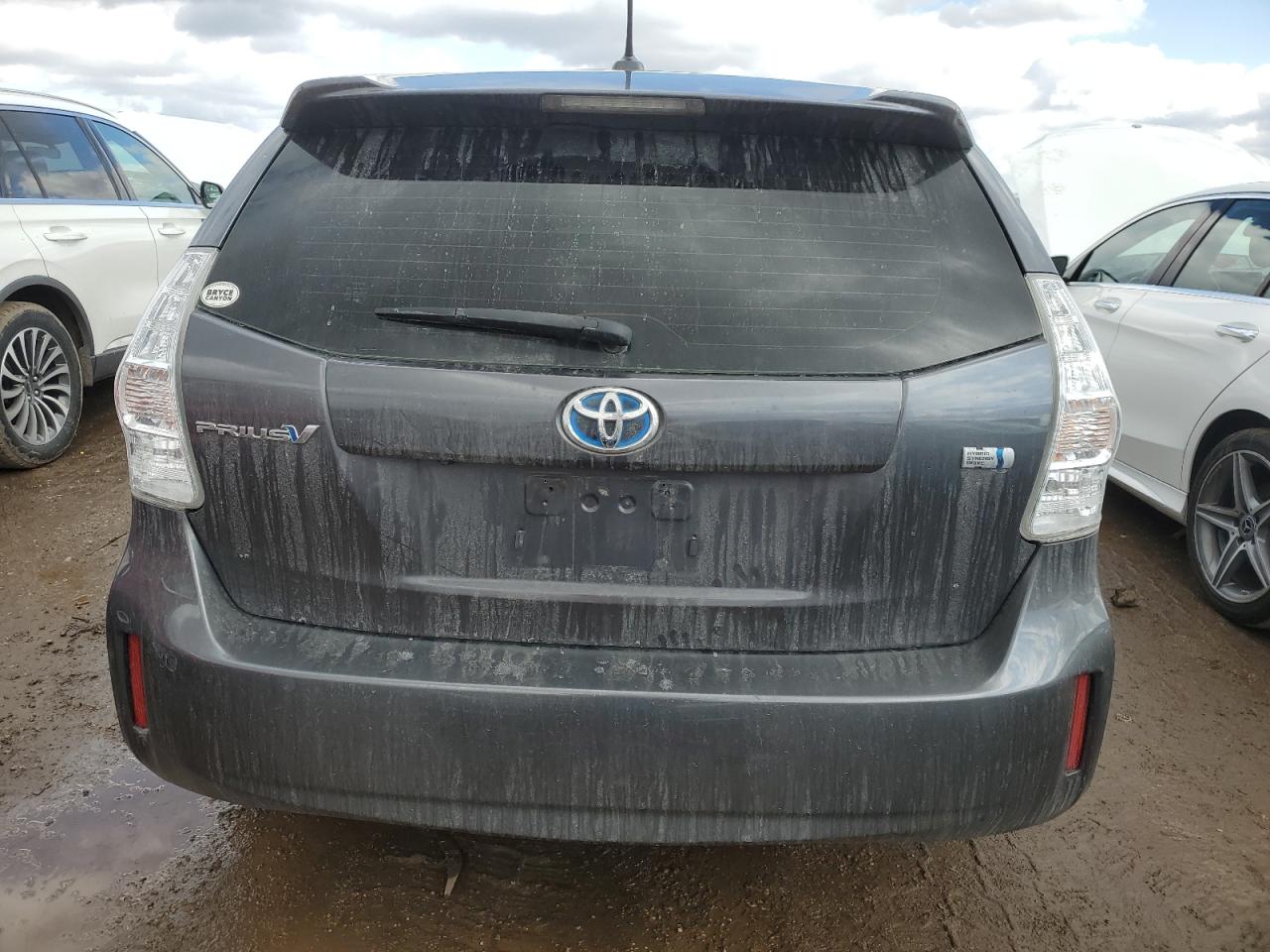 2012 Toyota Prius - Image 6