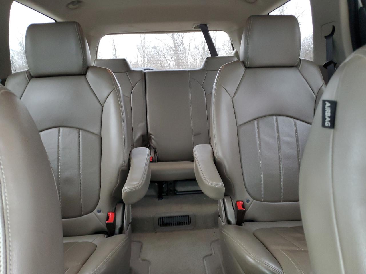 2015 GMC Acadia - Image 10
