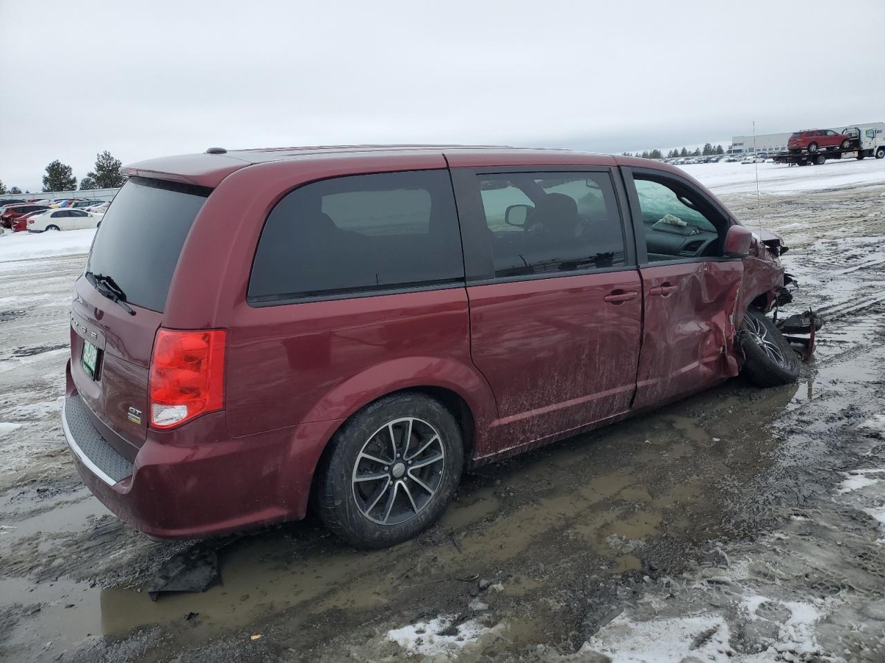 2019 Dodge Caravan - Image 3