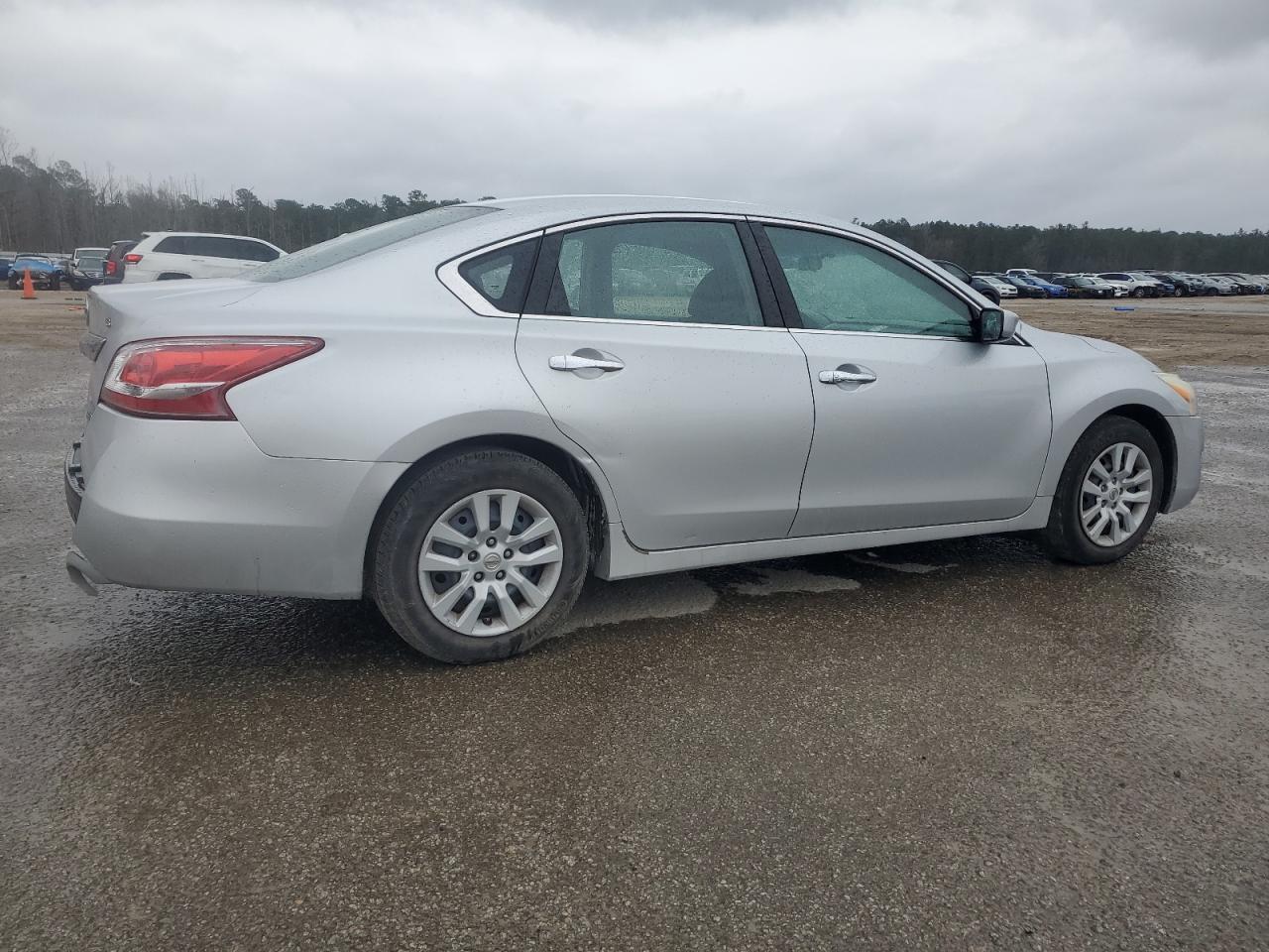 2013 Nissan Altima - Image 3