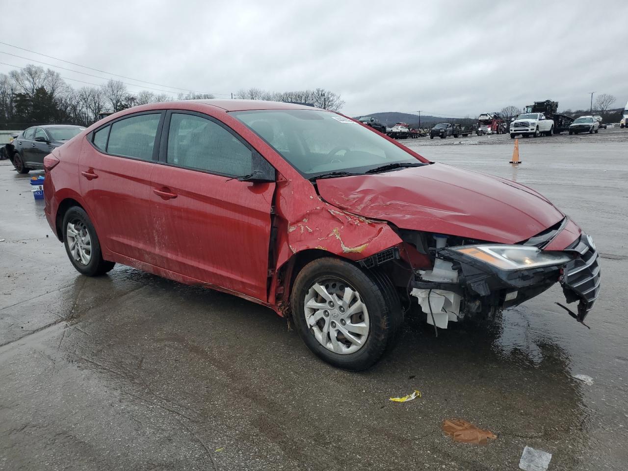 2019 Hyundai Elantra - Image 4