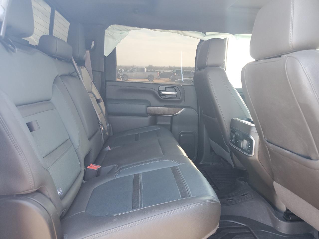 2020 GMC Sierra - Image 11