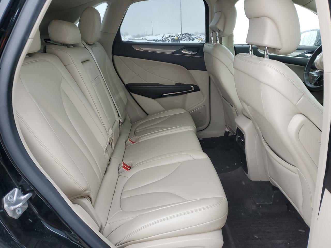 2017 Lincoln MKC - Image 10
