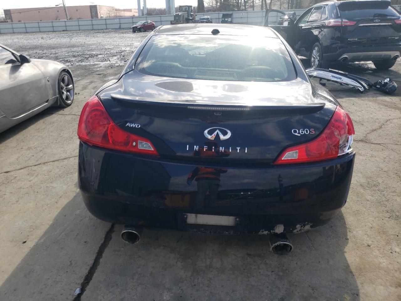 2015 Infiniti Q60 - Image 6
