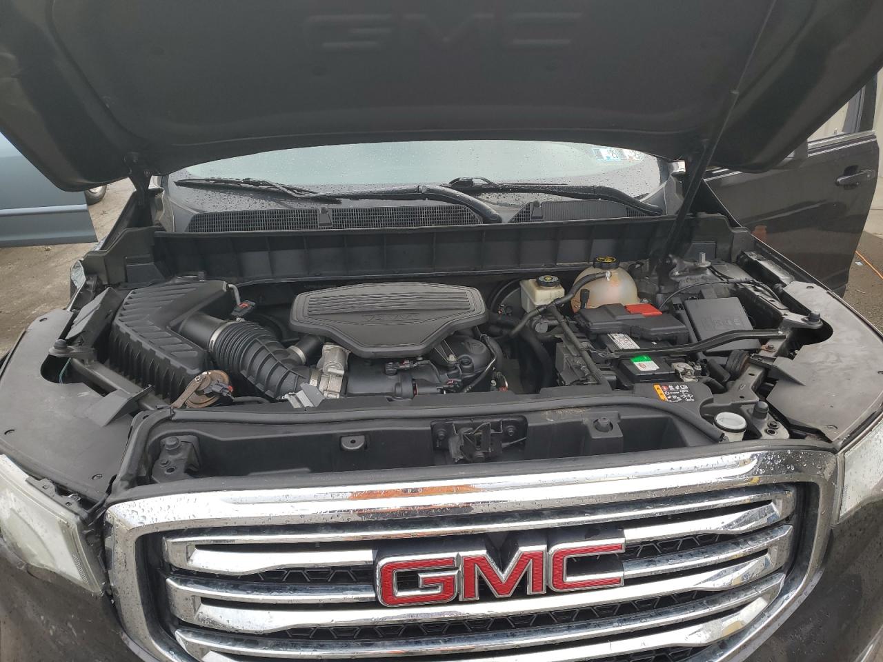 2018 GMC Acadia - Image 12