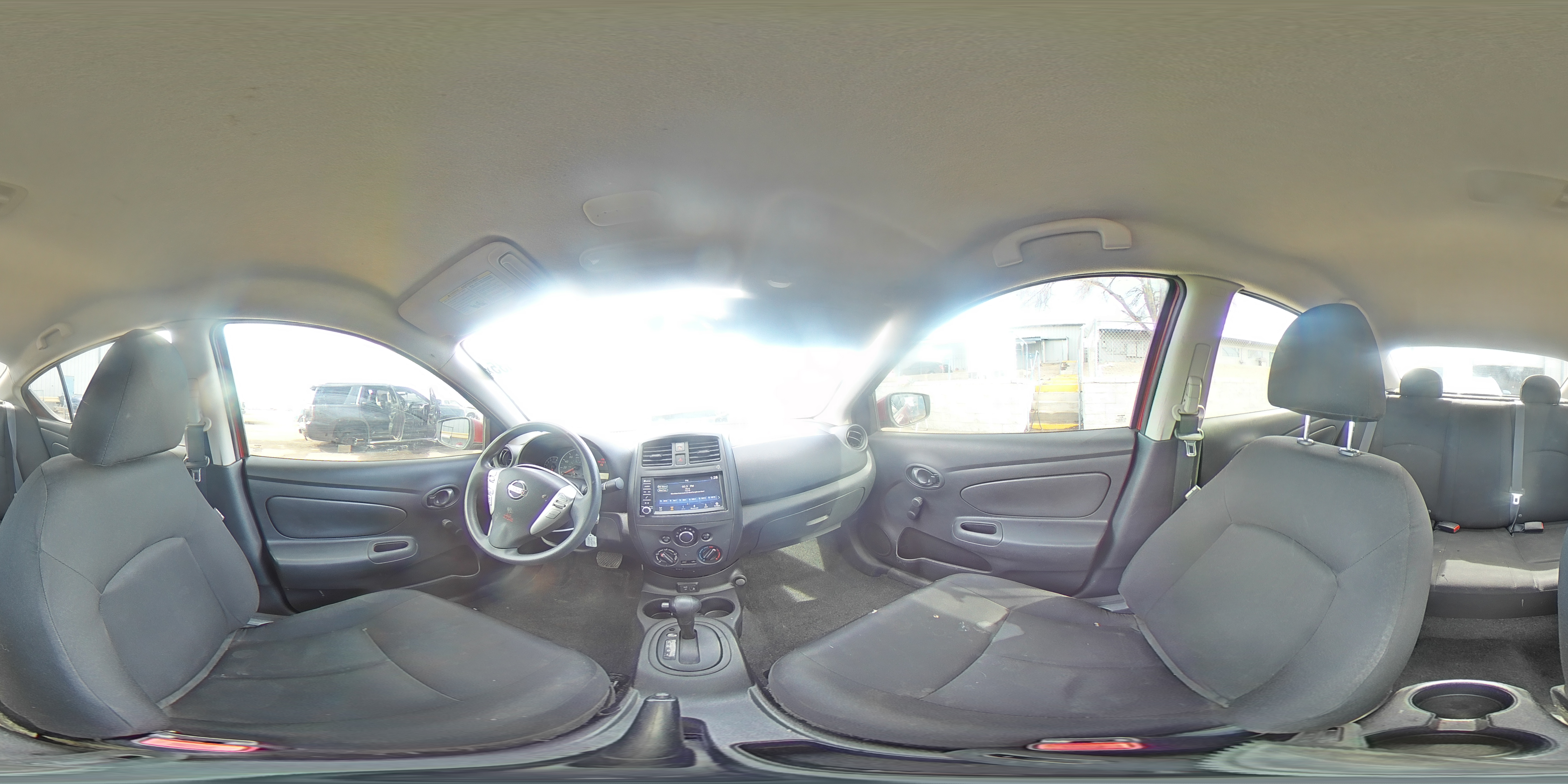 2019 Nissan Versa - Image 15