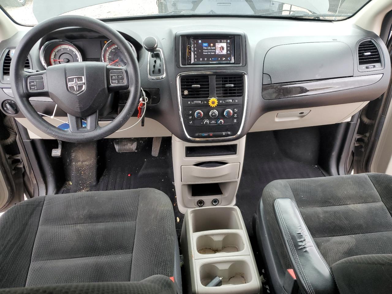 2016 Dodge Caravan - Image 8