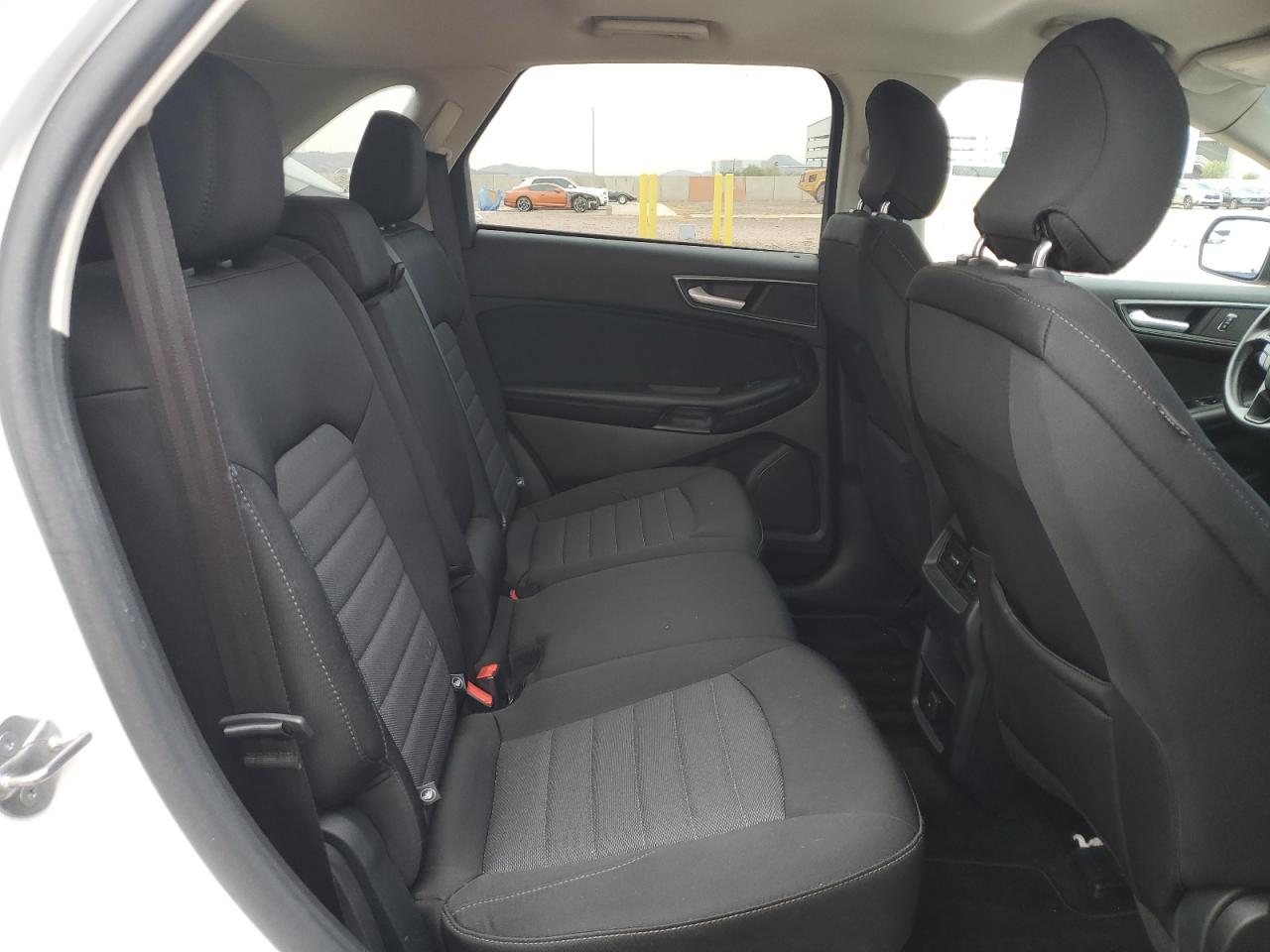 2016 Ford Edge - Image 11