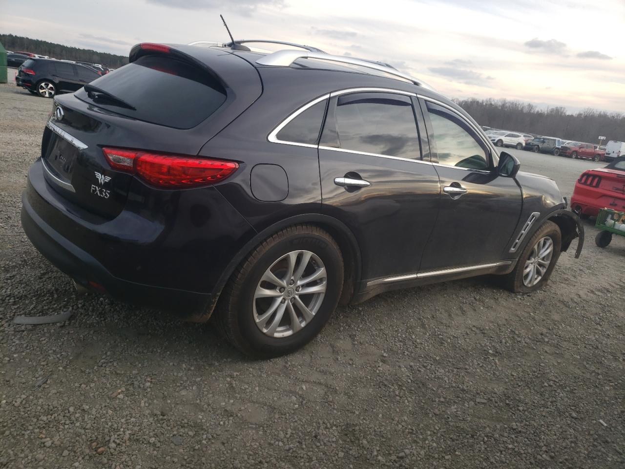 2011 Infiniti FX - Image 3