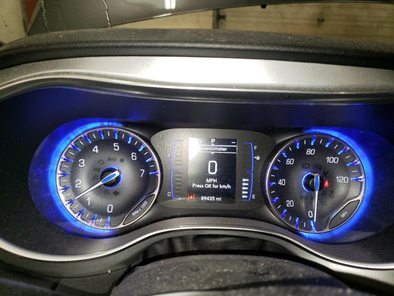 2019 Chrysler Pacifica - Image 9