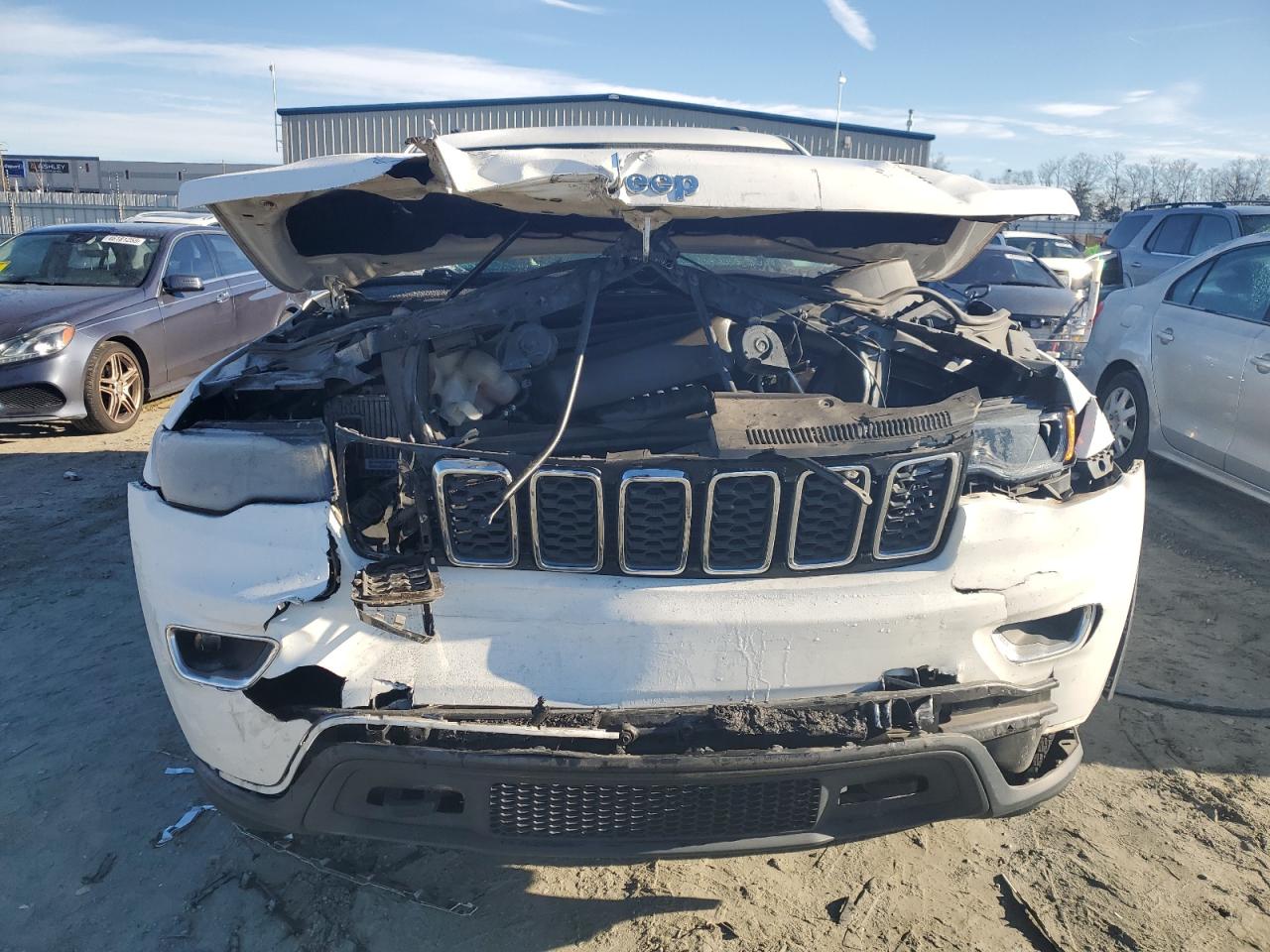 2020 Jeep Grand Cherokee - Image 5