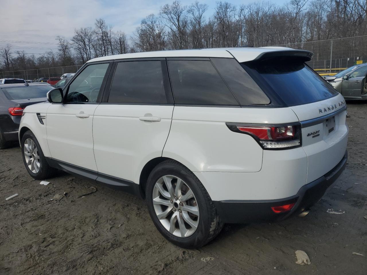 2014 Land Rover Range Rover - Image 2