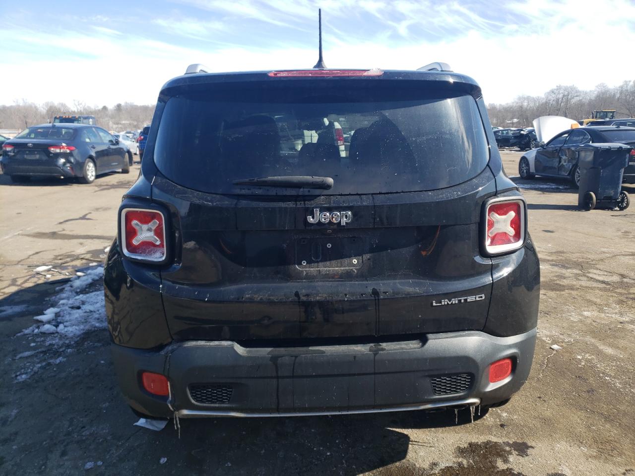 2016 Jeep Renegade - Image 6