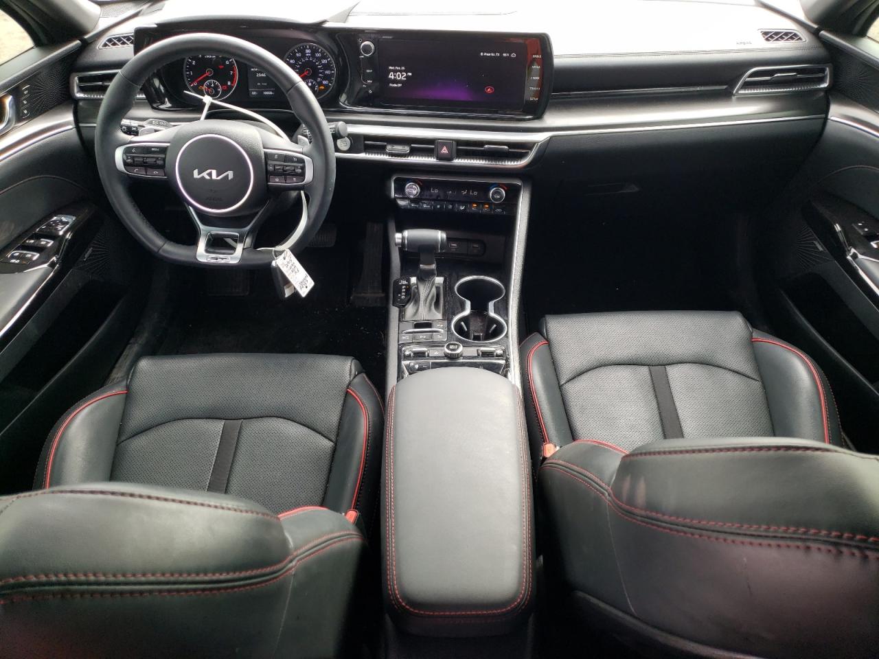 2024 Kia K5 - Image 8