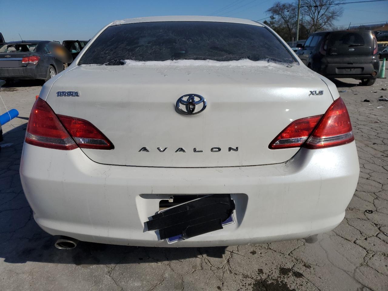 2006 Toyota Avalon - Image 6