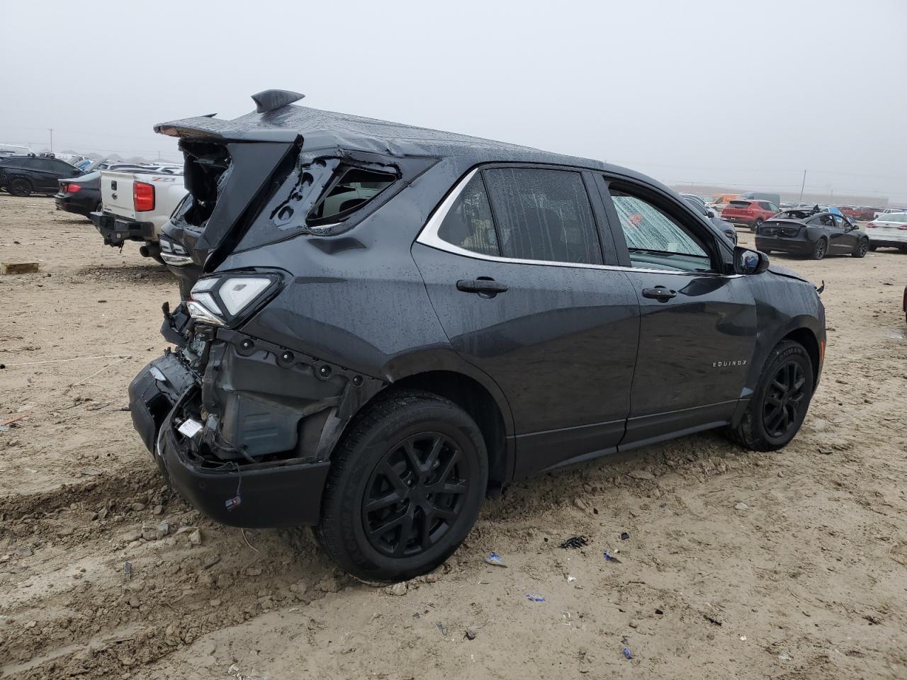 2023 Chevrolet Equinox - Image 3