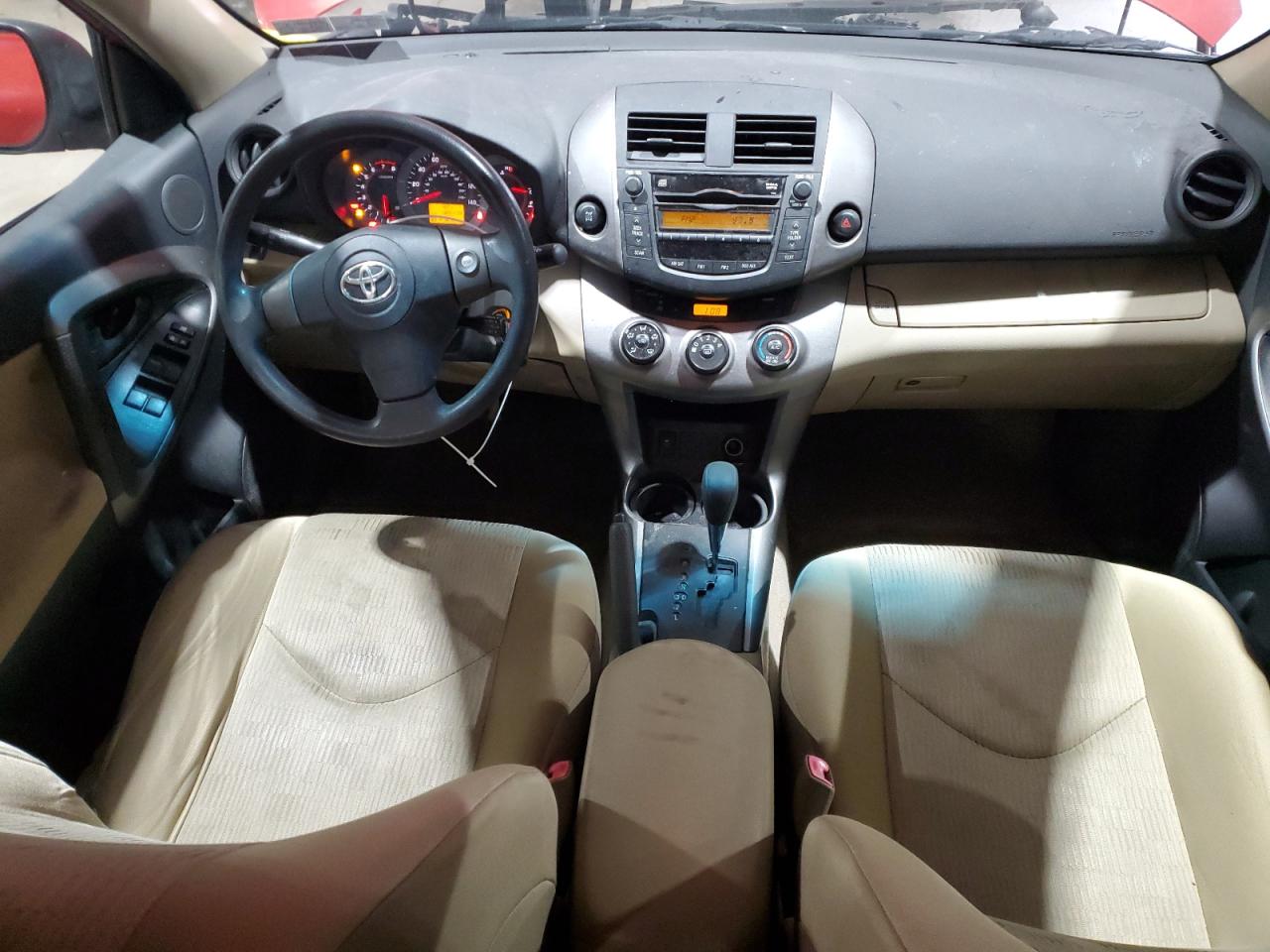 2010 Toyota RAV 4 - Image 8