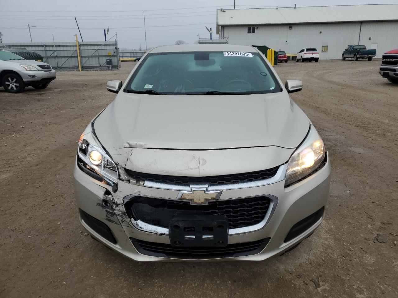 2016 Chevrolet Malibu - Image 5