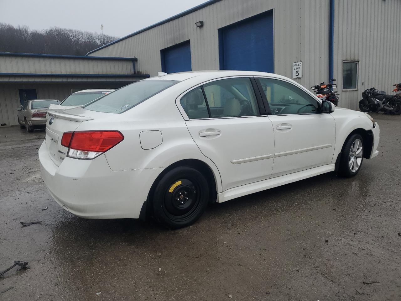 2014 Subaru Legacy - Image 3