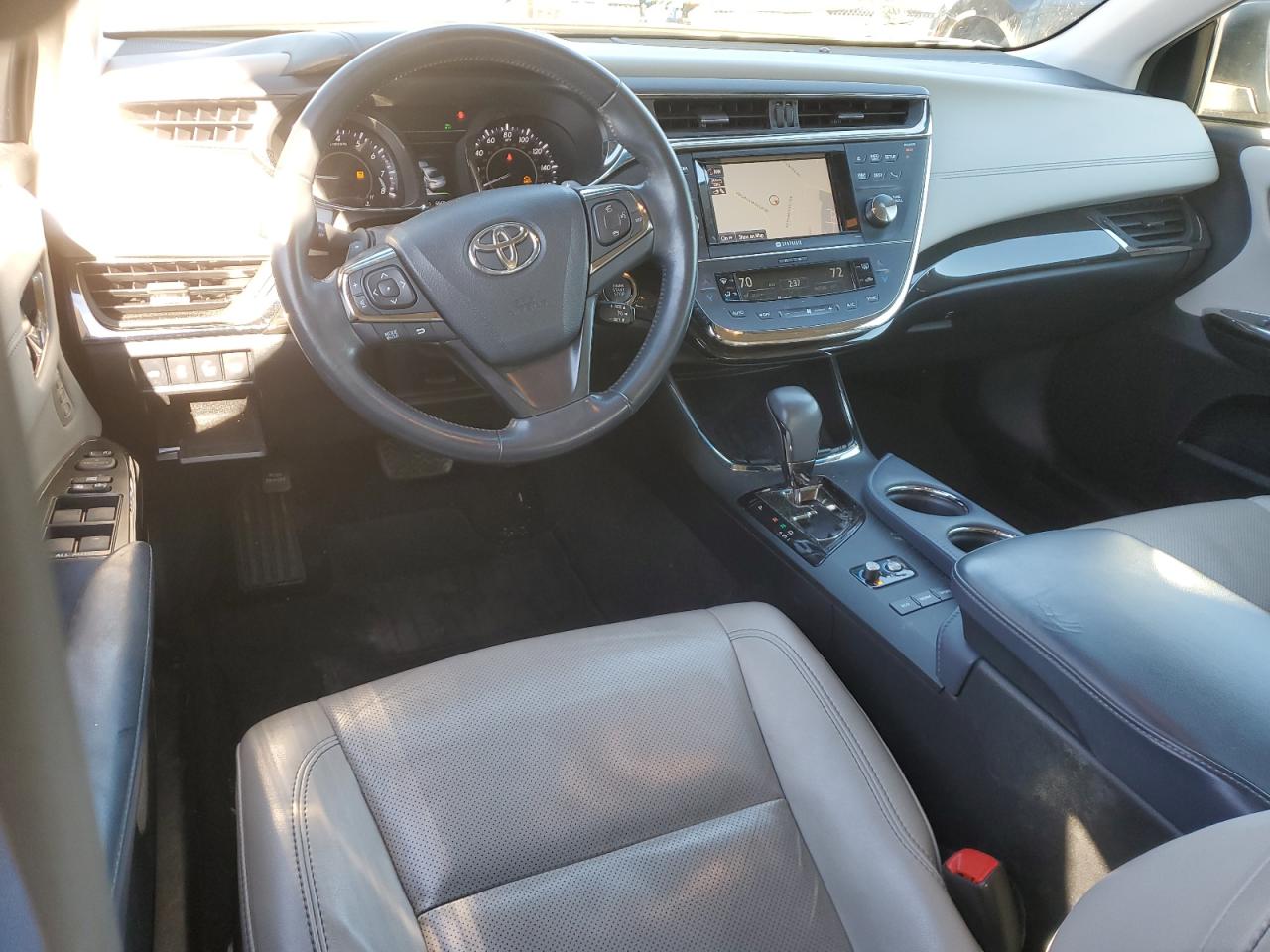 2013 Toyota Avalon - Image 8