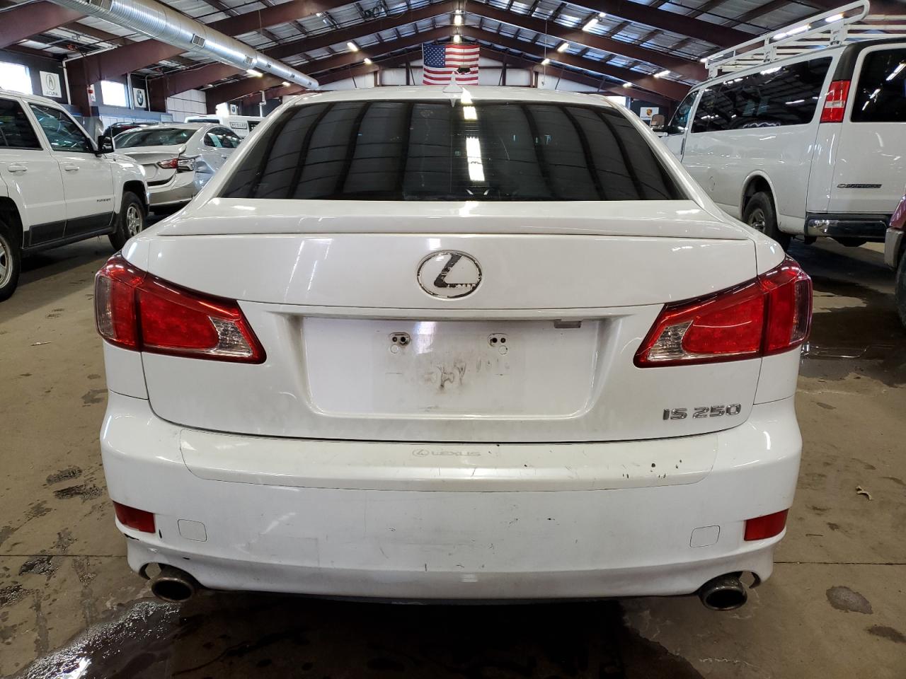 2012 Lexus IS - Image 6