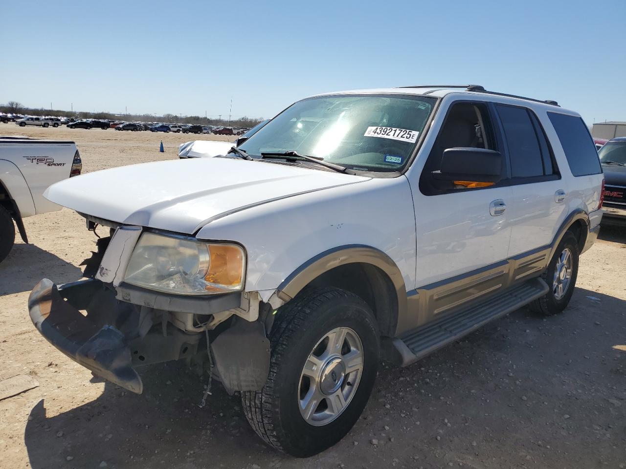 2004 Ford Expedition - Image 1