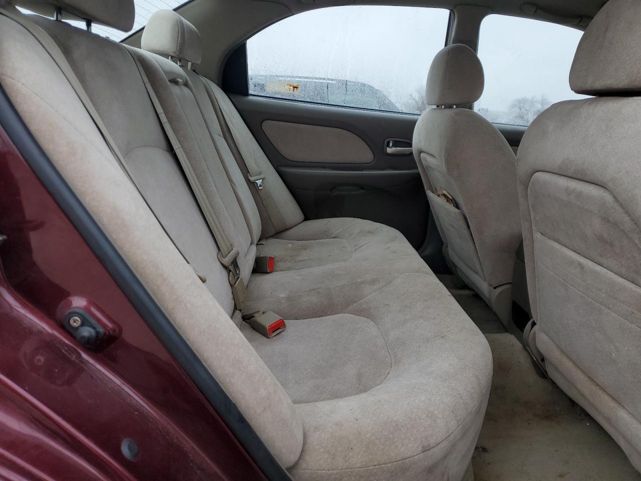2003 Hyundai Sonata - Image 11
