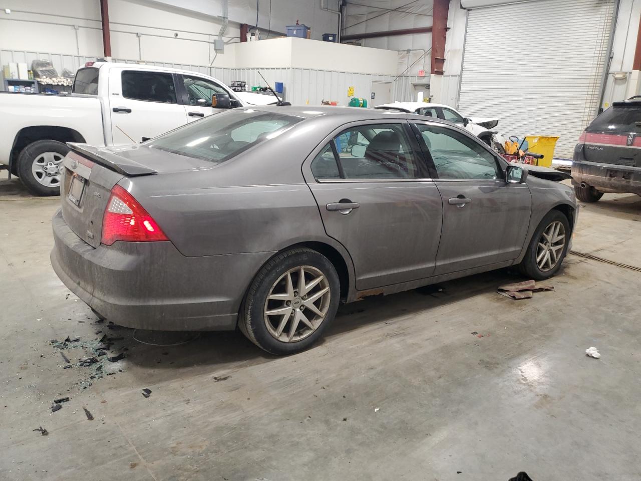 2010 Ford Fusion - Image 3