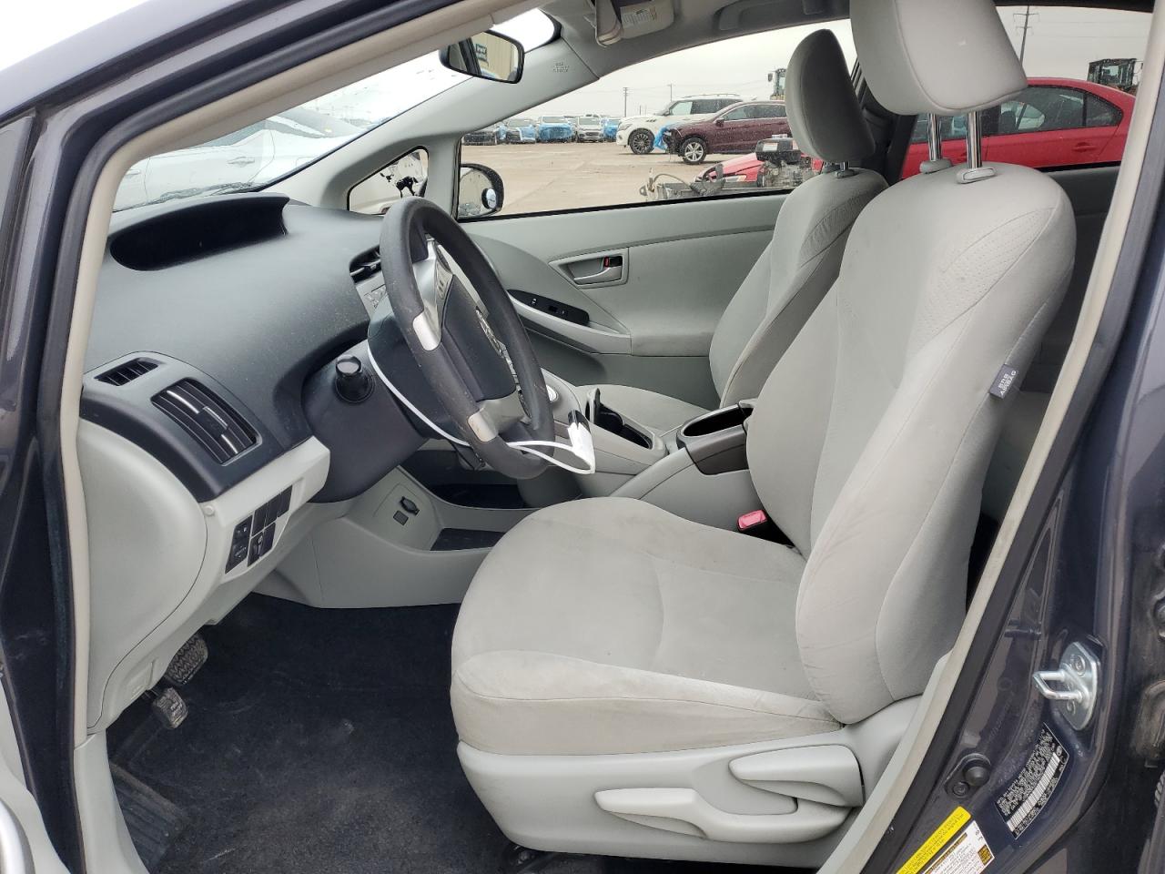 2013 Toyota Prius - Image 7
