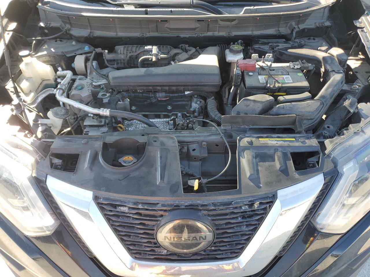 2020 Nissan Rogue - Image 12