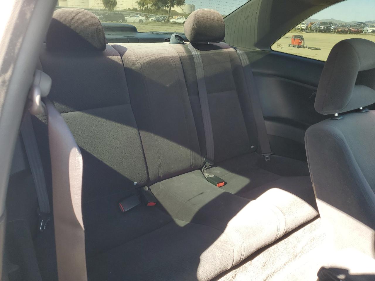 2004 Honda Civic - Image 10