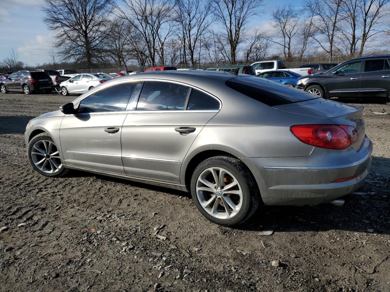 2009 Volkswagen Passat CC - Image 2
