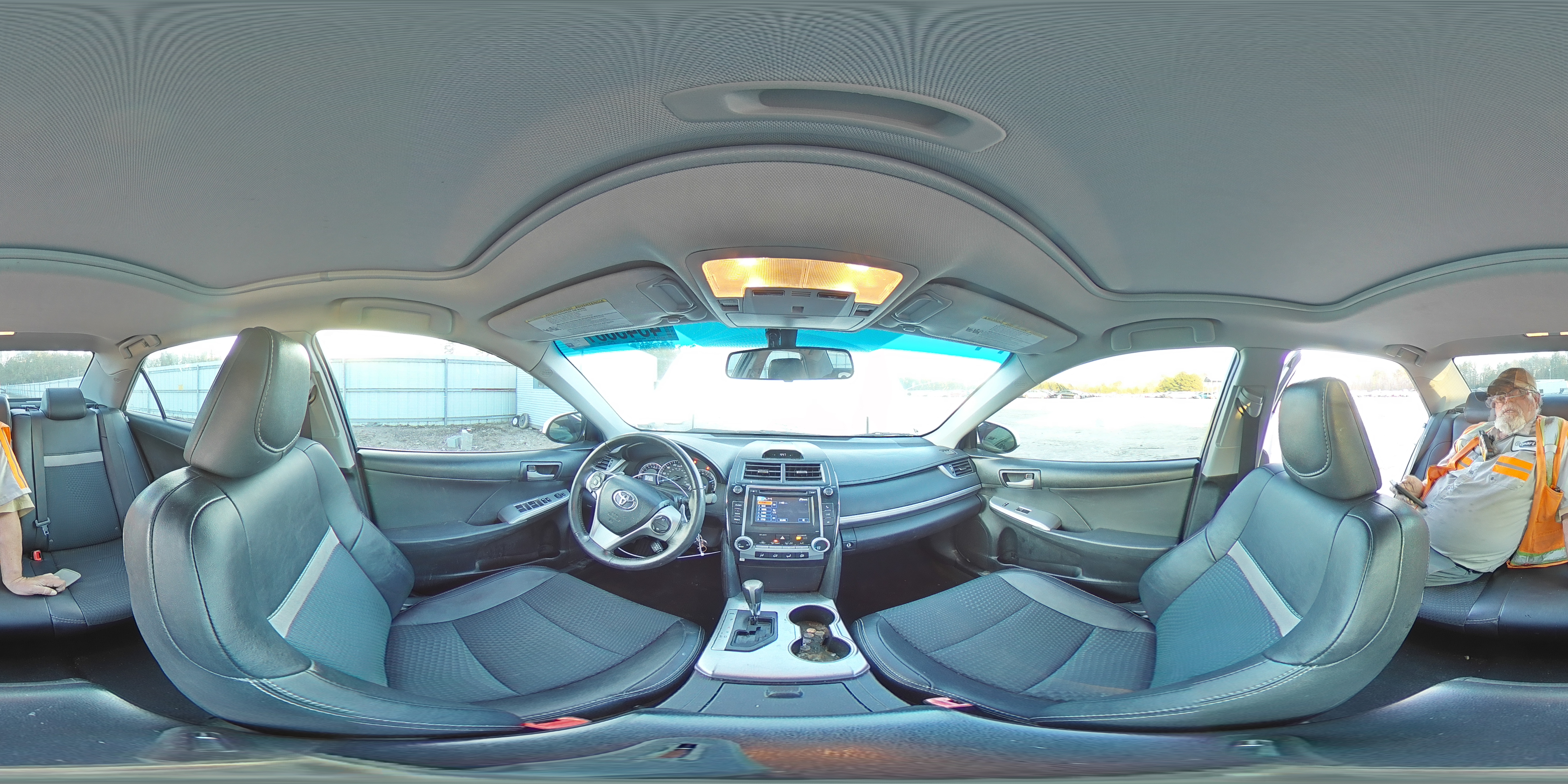 2013 Toyota Camry - Image 13