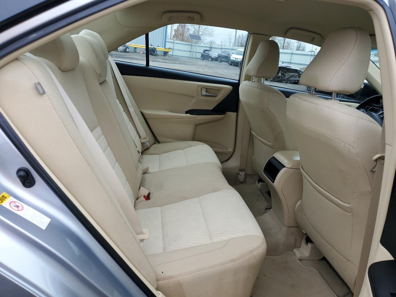 2015 Toyota Camry - Image 10