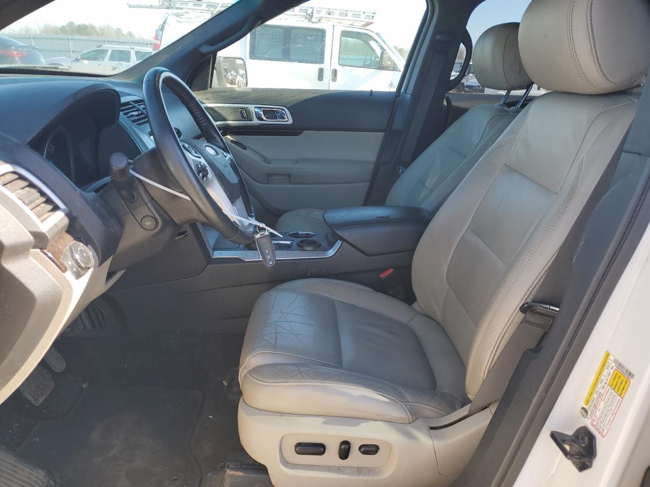 2011 Ford Explorer - Image 7