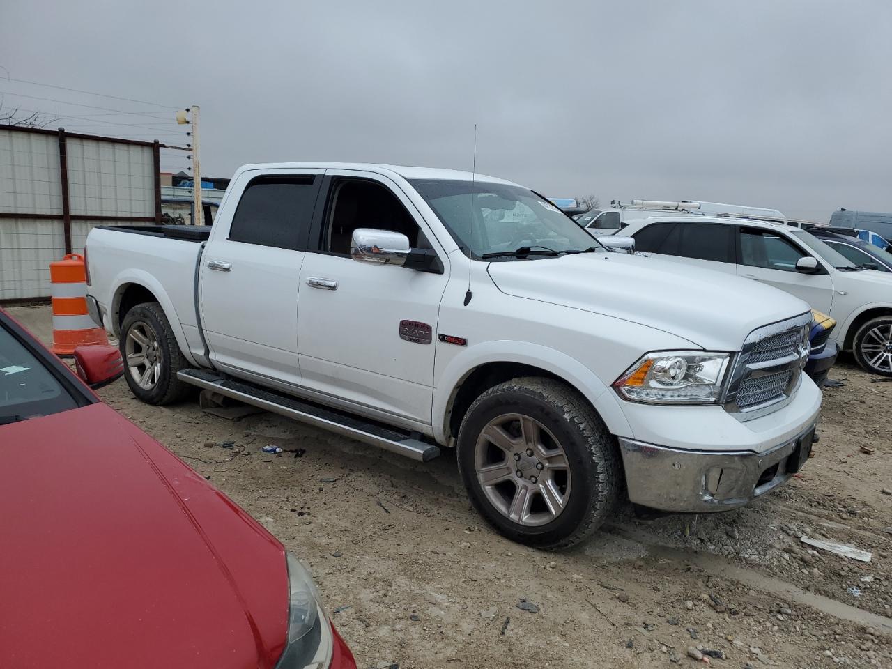 2015 RAM 1500 - Image 6