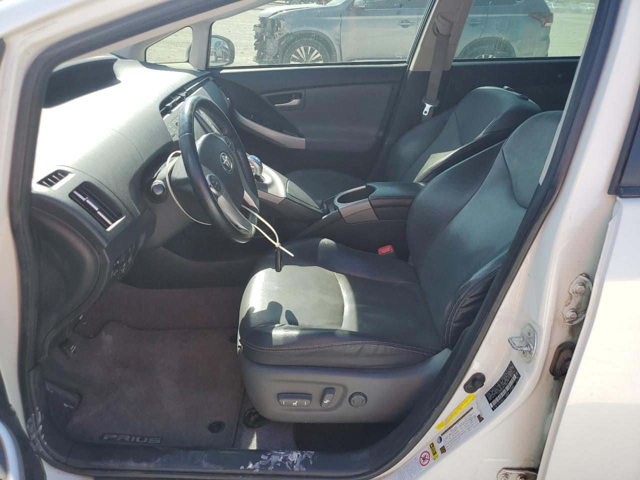 2012 Toyota Prius - Image 7