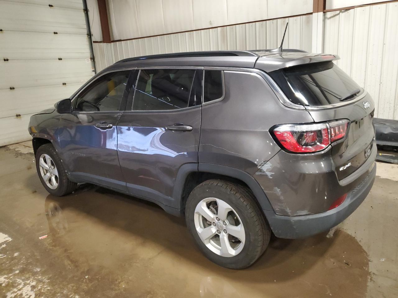 2017 Jeep Compass - Image 2