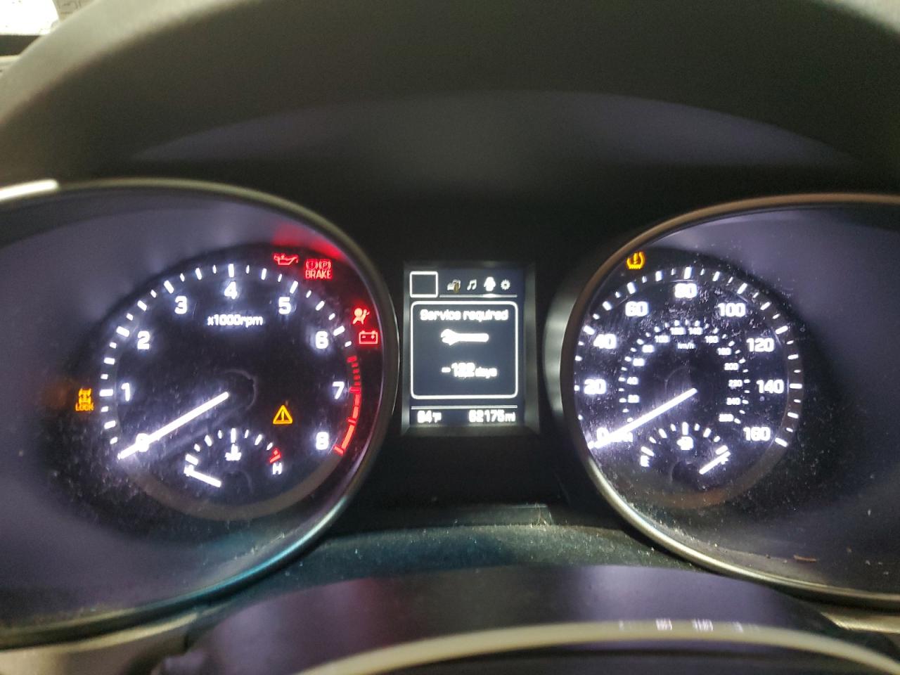 2018 Hyundai Santa Fe - Image 9