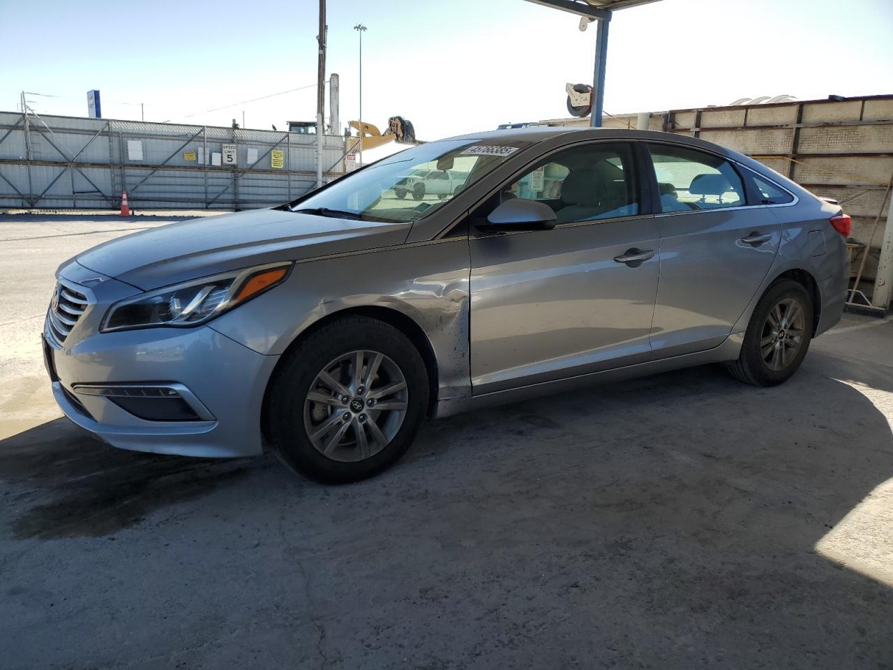 2015 Hyundai Sonata - Image 1